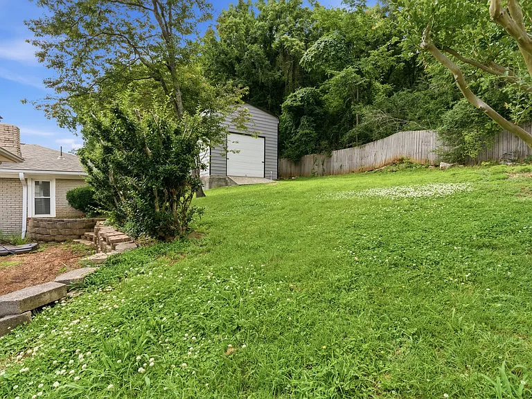 2117 Shades Crest Rd SE — Photo 38