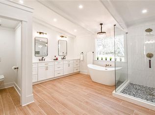 2535 Roxburgh Dr, Roswell, GA 30076