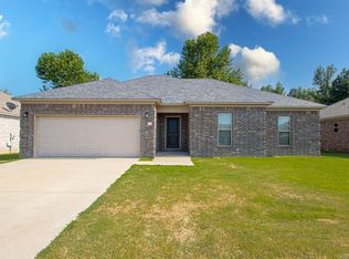 10 Old Hickory Dr, Vilonia, AR 72173