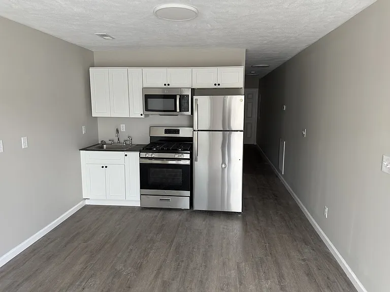 1309 Main St E — Photo 9