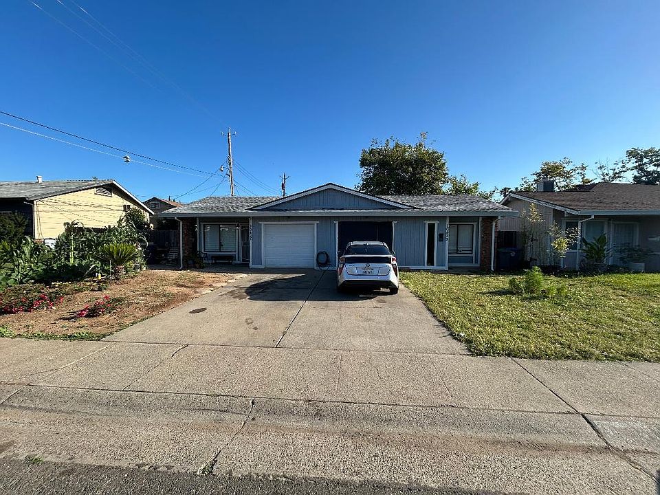 1st image of 10427 El Mercado Dr