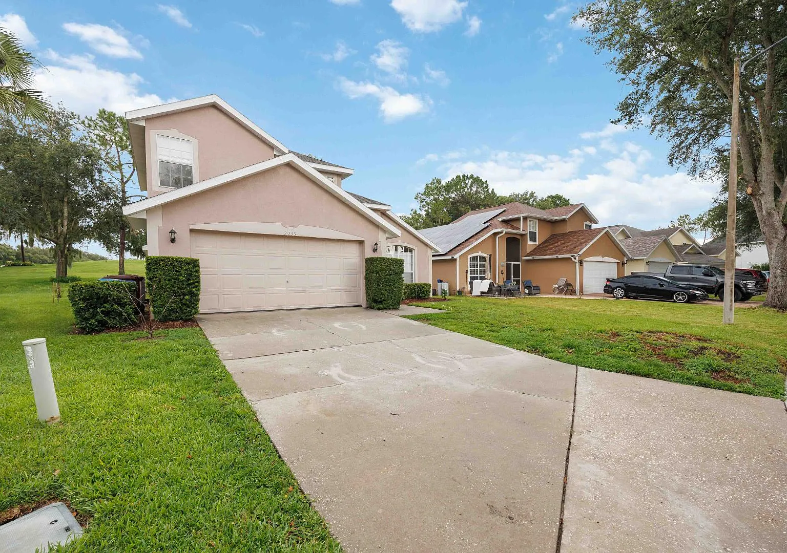 2235 Mallory Cir — Photo 2