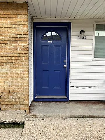 3 bed, 1.5 bath, 1193 sqft, $1,550 — Photo 2