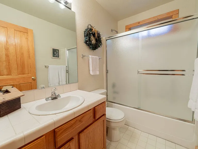 1150 Statford Way — Photo 22
