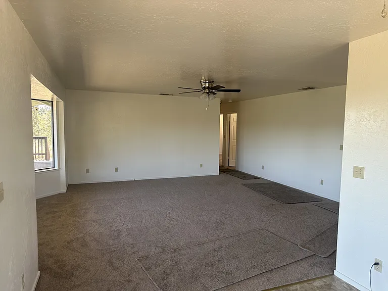 44966 Person Loop S — Photo 6