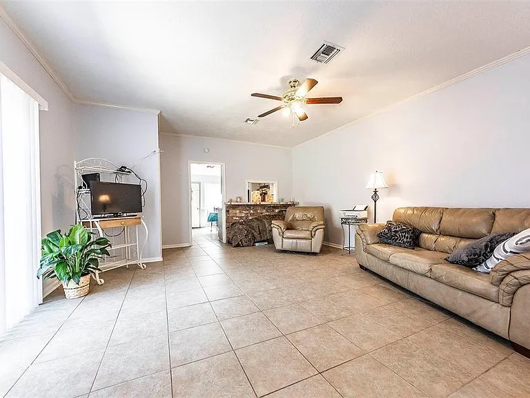 10424 Belfast Rd — Photo 18