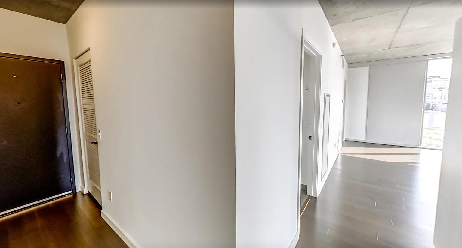 1160 N Larrabee St — Photo 3