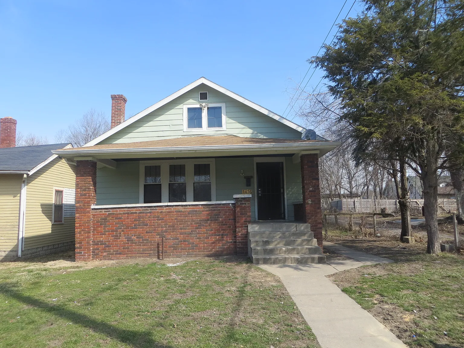 1416 W Pruitt St photo 1