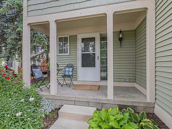 2nd image of 595 Liberty Pointe Dr