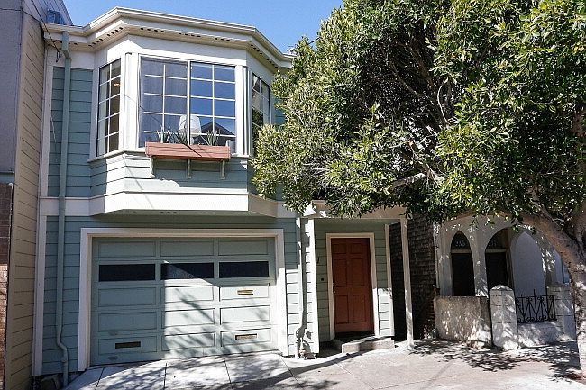 1st image of 231 Mullen Ave