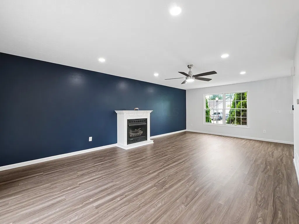 4 bed, 1890 sqft, $2,240 — Photo 3