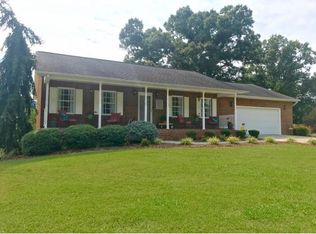 441 Silver Lake Rd, Church Hill, TN 37642