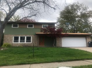 3863 Keeweenaw Dr NE, Grand Rapids, MI