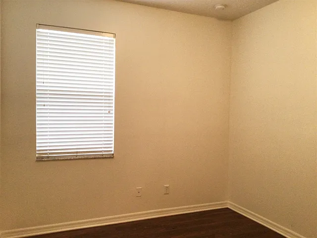 1726 Palmerston Cir — Photo 16