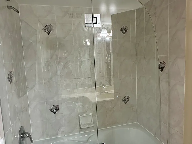 80 Harrison Garden Blvd #221 — Photo 9