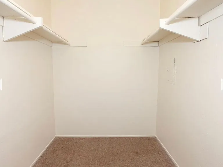 Greentree Apartments — Photo 58