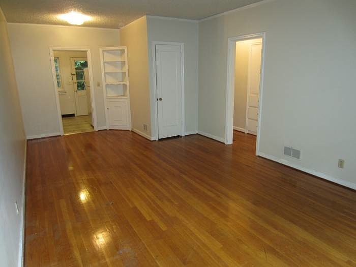 Main room from entry