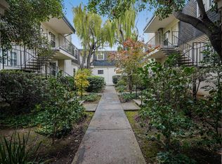 451 Oak Grove Ave APT 3, Menlo Park, CA 94025