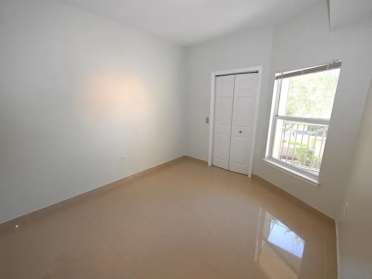 5110 Northridge Rd #202 — Photo 10