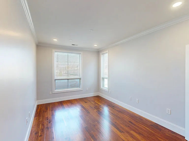 87 Medford St #215 — Photo 7