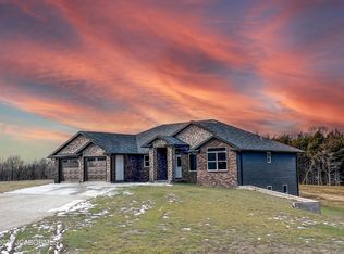 11555 County Road 385, Holts Summit, MO 65043