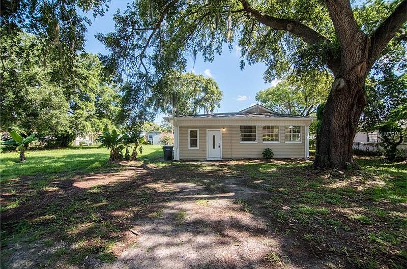 1st image of 2654 Mineola Dr