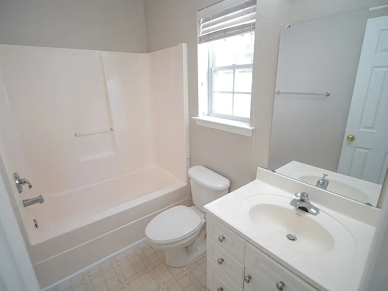 2788 Westbrook Ct — Photo 19