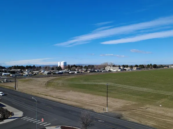 E Main St, Othello, WA 99344