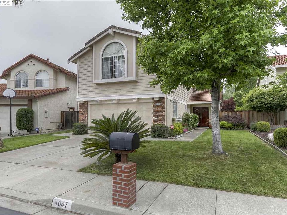 1st image of 1047 Sandalwood Ln