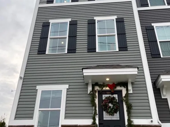 5 Sidney Ln, Stratford, NJ 08084