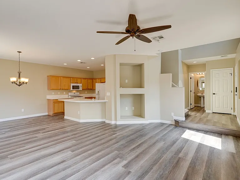 703 Principle Point Ave — Photo 6