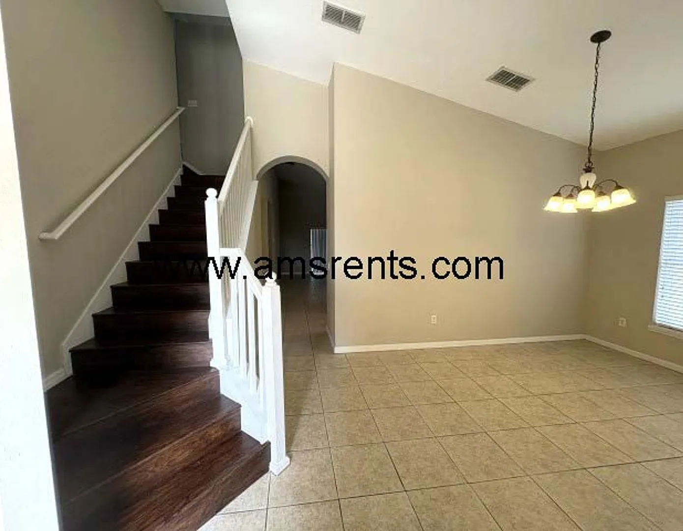 Spacious 4 bedroom 2.5 bath in St Cloud — Photo 4