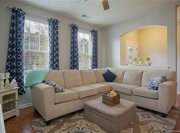 5th image of 4028 Black Walnut Way #144