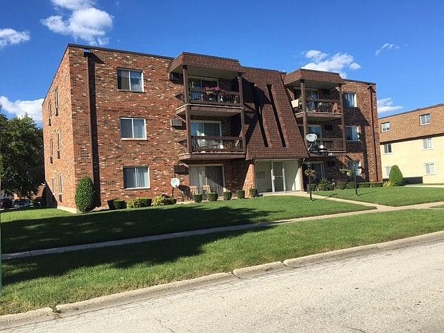 1st image of 5728 W 128th St Floor 2