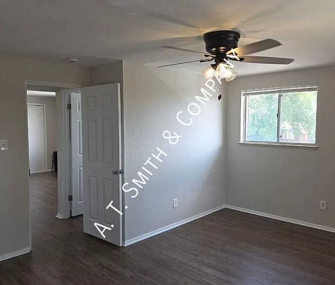 5427 Dover St #H — Photo 5