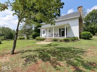 4422 Shoreline Dr, Gainesville, GA 30506