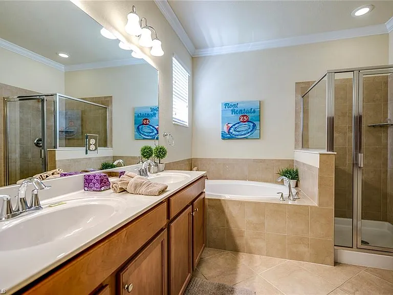 14796 Canton Ct — Photo 11