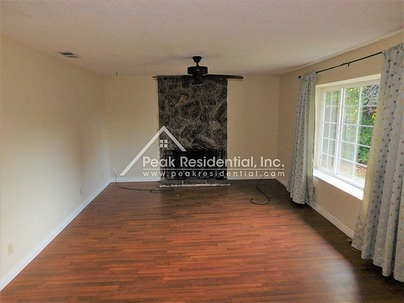 5th image of 9047 Polly Ave