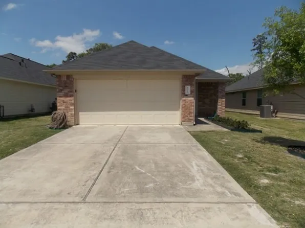 13211 Ambrosa Dr, Houston, TX 77044