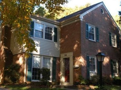 766 Azalea Dr #14, Rockville, MD, 20850