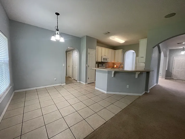 9805 Portofino Dr — Photo 12
