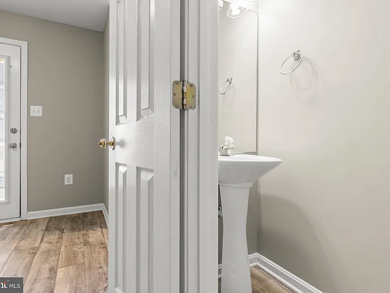 174 Equestrian Dr — Photo 30