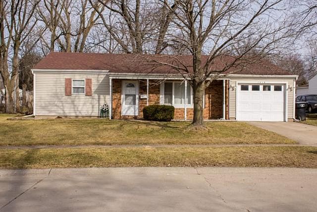 1st image of 1415 Argyle Ln