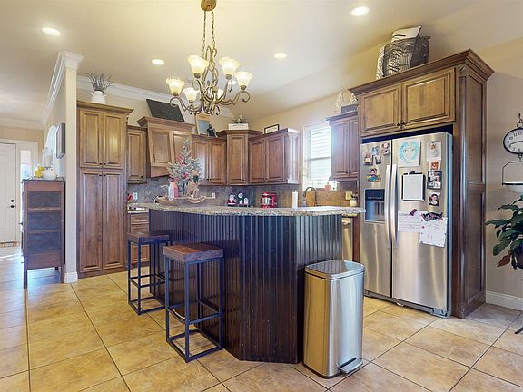 5th image of 6907 Sugar Crest Dr