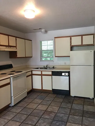 1620 W Mitchell St Photo 1
