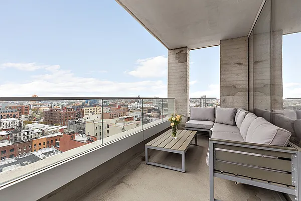 Sold by Compass | media 9