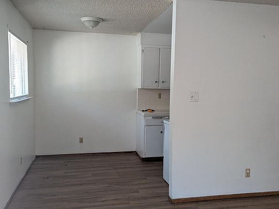 4th image of 2600 Lanning Ave