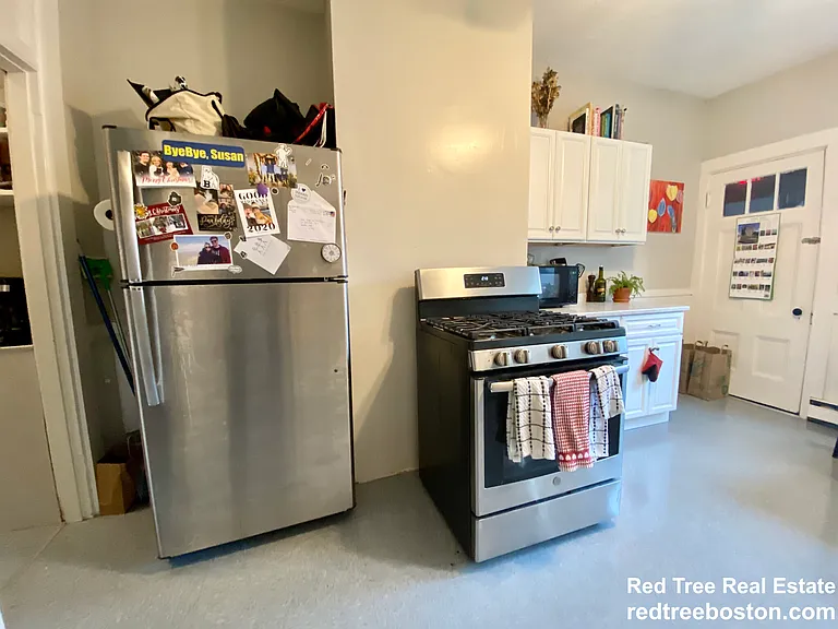 27 Hurd Rd — Photo 4