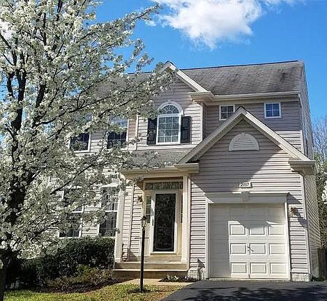3rd image of 21817 Regents Park Cir