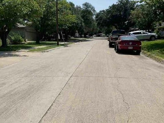 5th image of 3305 Leith Ave
